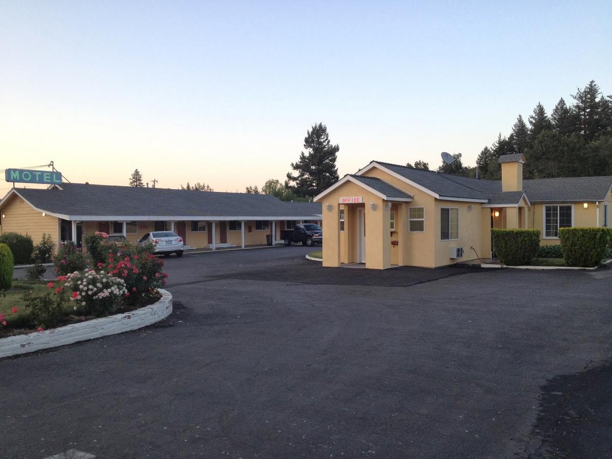 Edgewood Motel Willits Exteriör bild